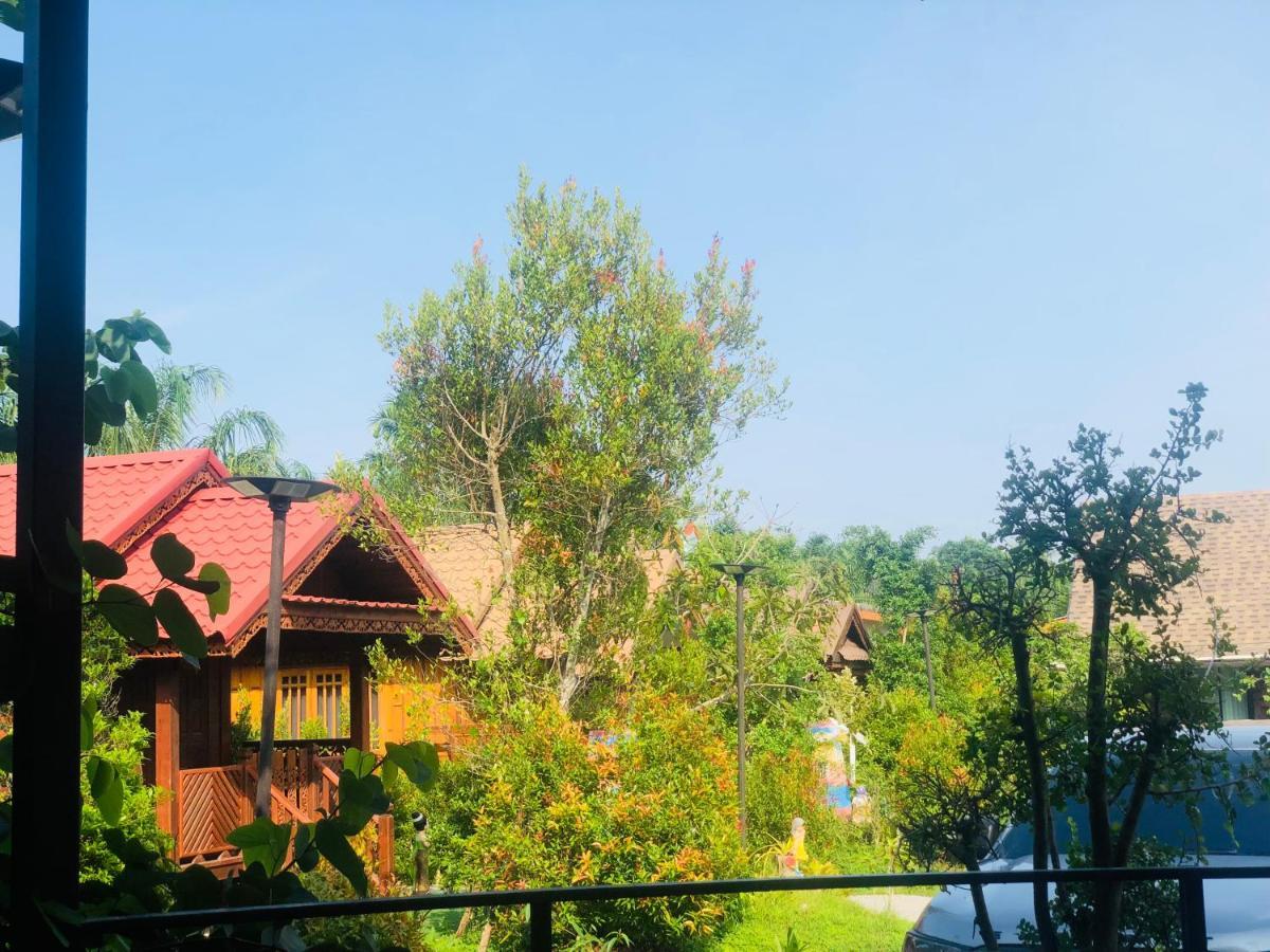 Kob Suk Resort K7 , K10 Sichon Exterior foto